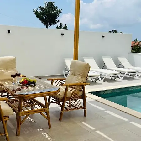 Kovuk Villalari-villa Selen Private Pool And Jacuzzi ヴィラ